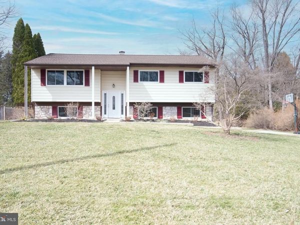 1330 RIDGEVIEW DRIVE, PHOENIXVILLE, PA 19460