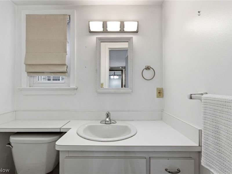 3685 Gridley Road , Shaker Heights, OH 44122 Photo 15