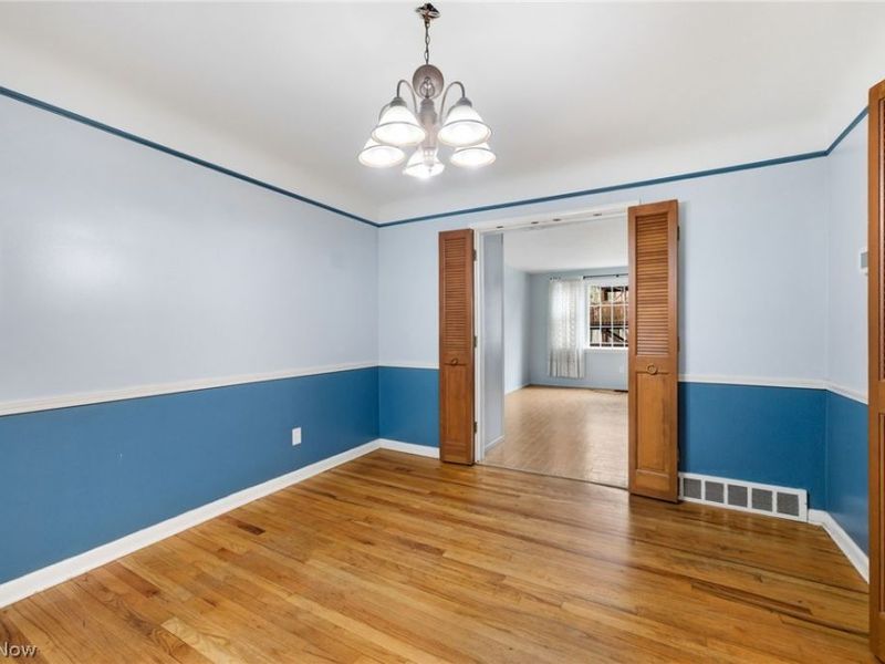 3685 Gridley Road , Shaker Heights, OH 44122 Photo 9