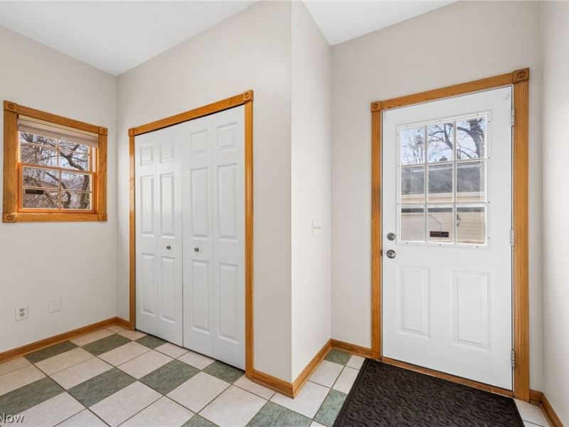 80 E 197th Street , Euclid, OH 44119 Photo 18