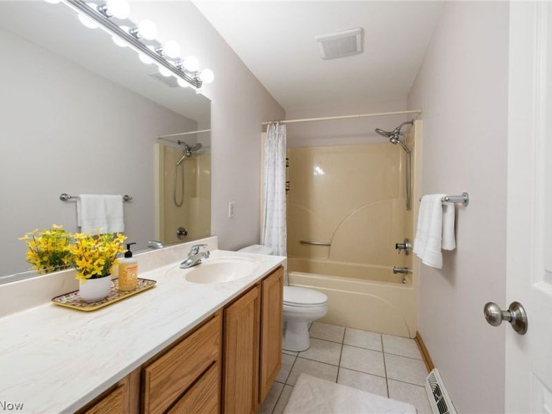 80 E 197th Street , Euclid, OH 44119 Photo 30