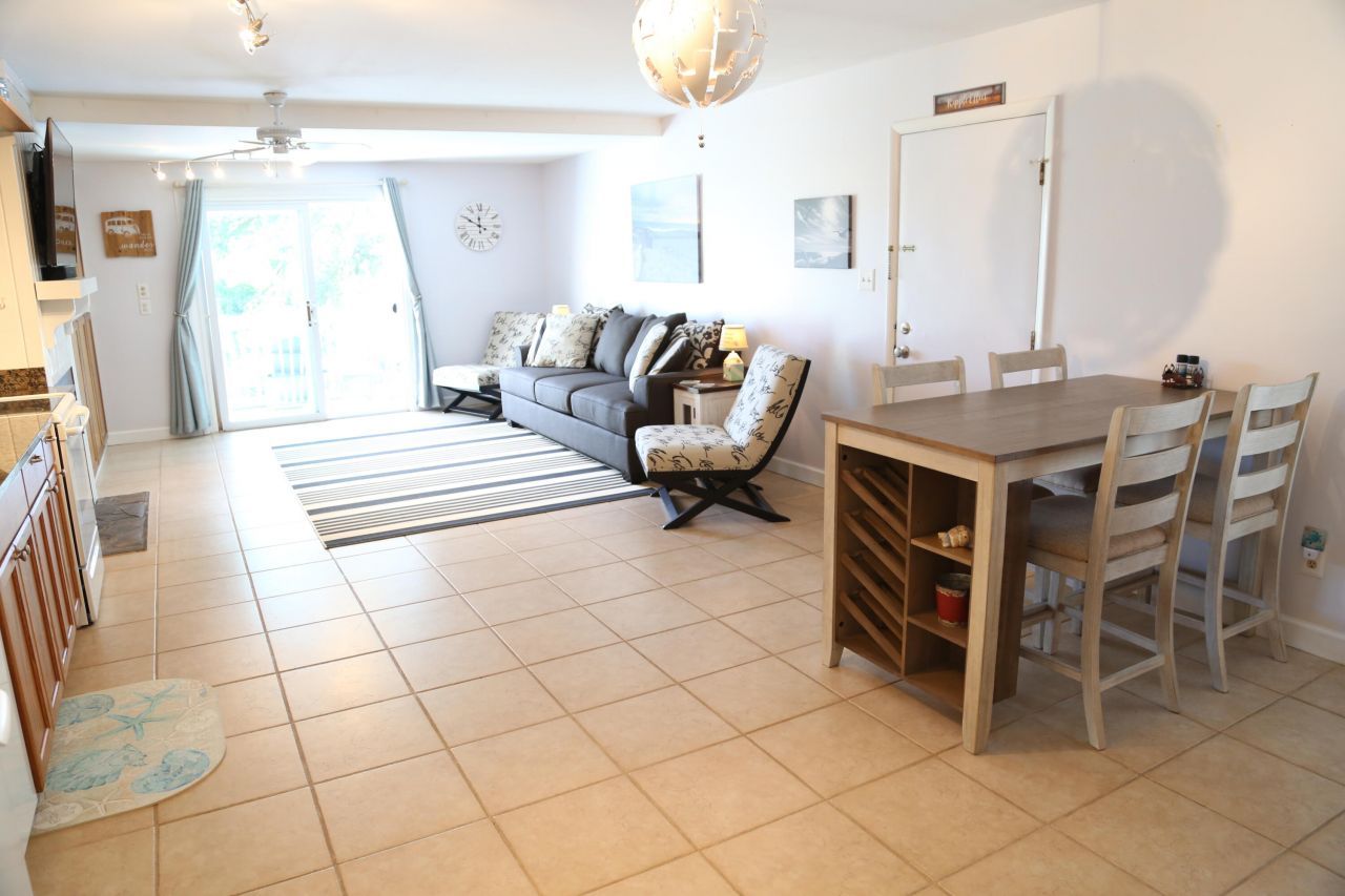 248 Driftwood Lane Photo 15