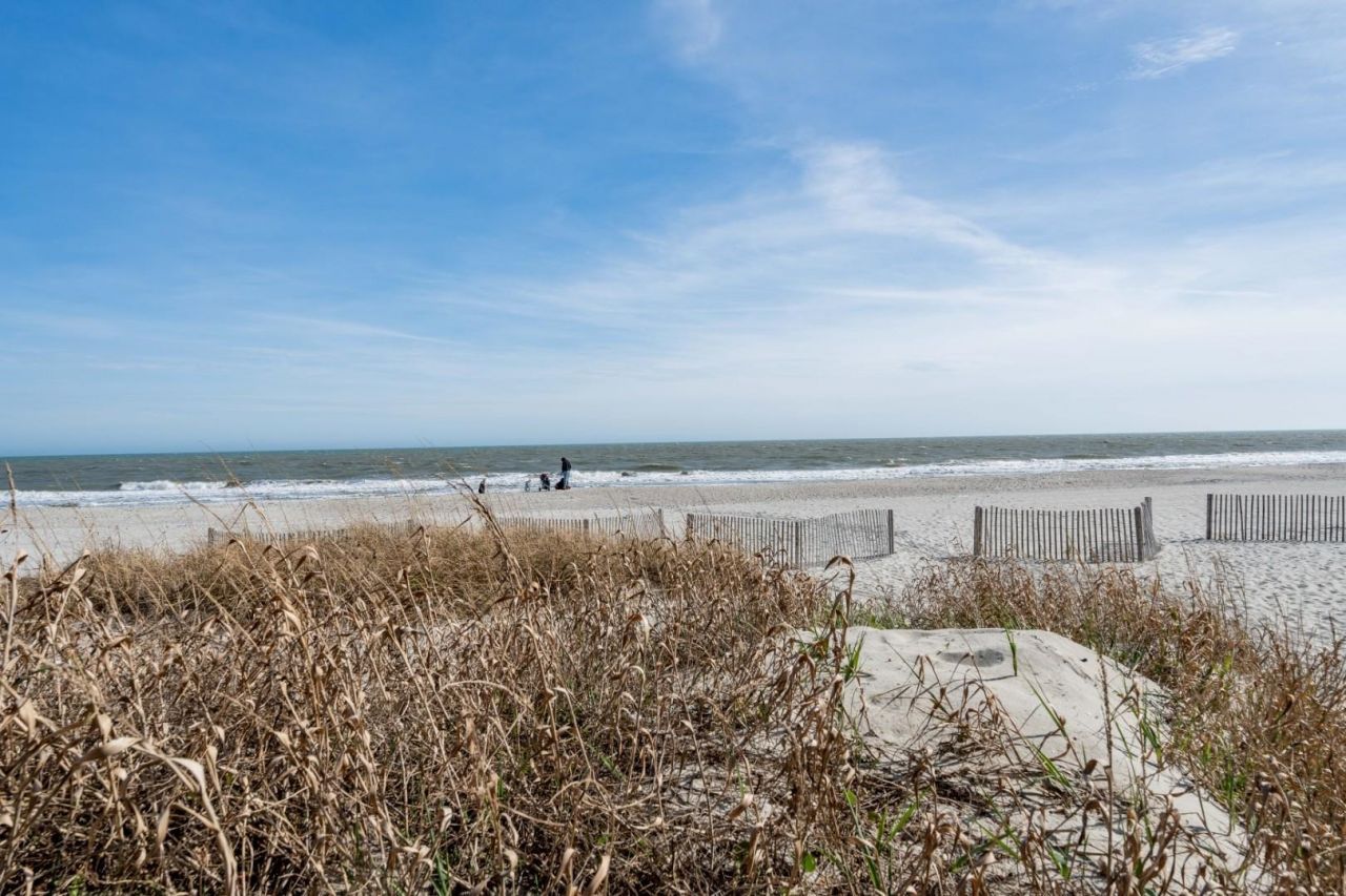 1105 S Ocean Blvd. Photo 14