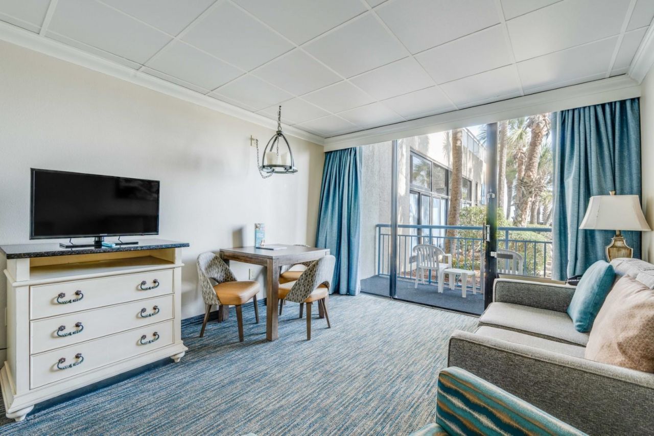 1105 S Ocean Blvd. Photo 8