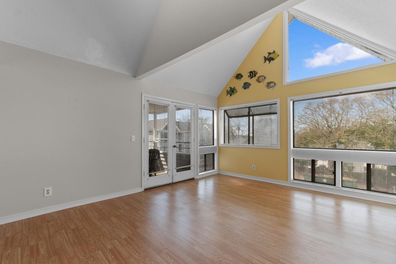 351 Lake Arrowhead Rd.  Photo 9