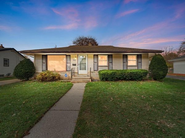 6441 N 49th STREET, Milwaukee, WI 53223