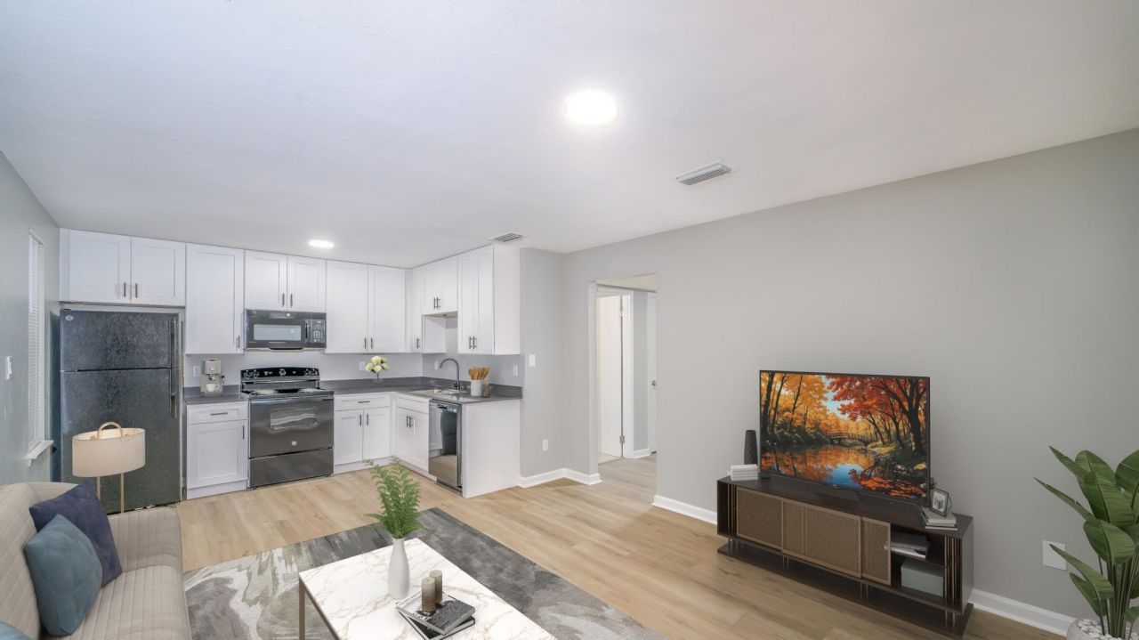 1533 S Bronough Street , Unit G-M, Tallahassee, FL 32301 Photo