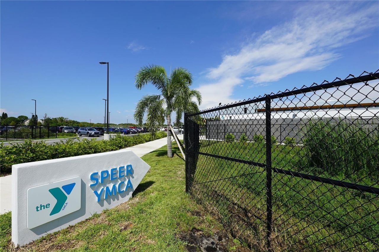 824 62nd Avenue Ne, Saint Petersburg, FL 33702 Photo