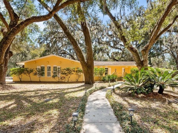 1909 SW 48TH AVENUE , GAINESVILLE, FL 32608