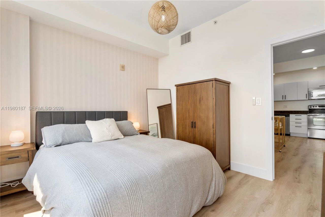 3250 Grand Ave , Unit 507, Miami, FL 33133 Photo