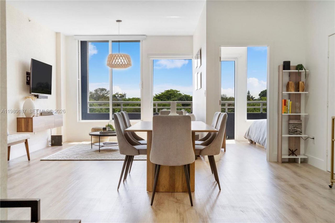 3250 Grand Ave , Unit 507, Miami, FL 33133 Photo