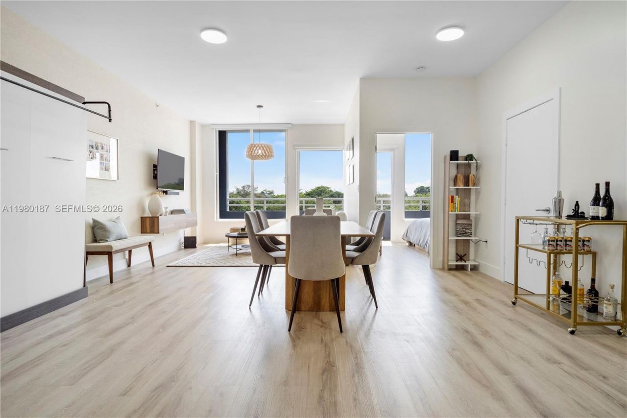 3250 Grand Ave , Unit 507, Miami, FL 33133 Photo