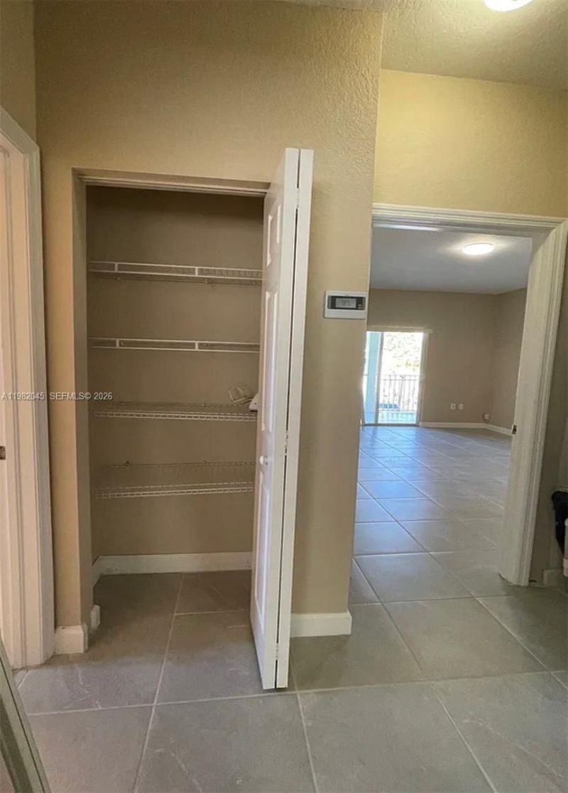 390 NE 35th Ave, Homestead, FL 33033 Photo