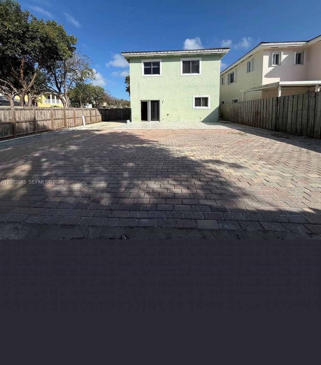 390 NE 35th Ave, Homestead, FL 33033 Photo