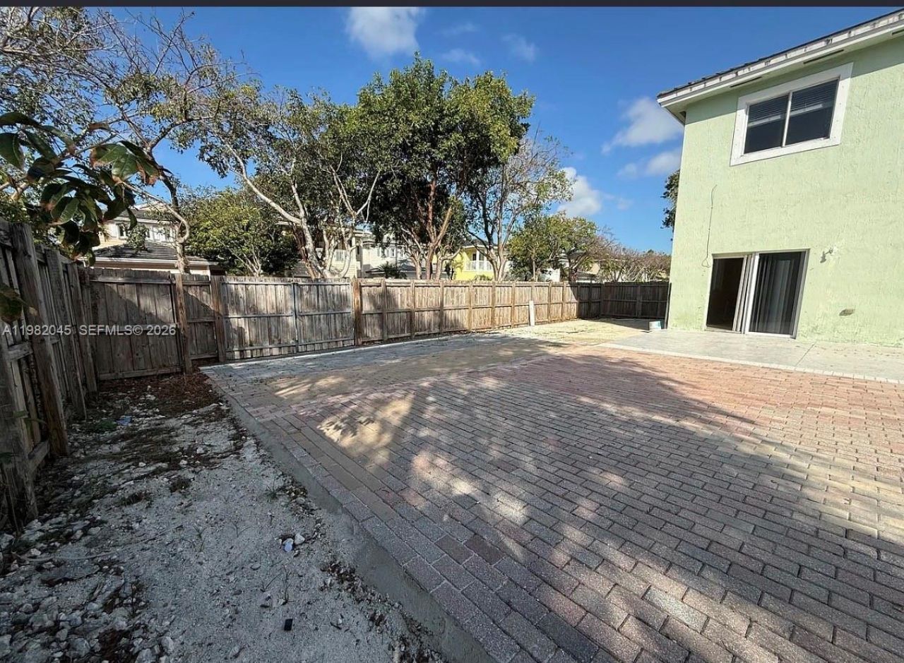 390 NE 35th Ave, Homestead, FL 33033 Photo