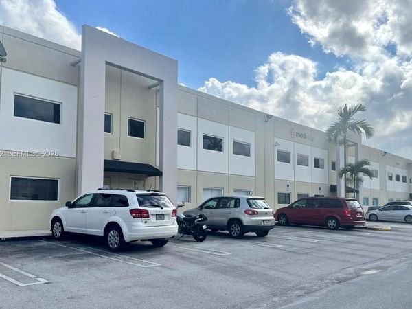 10850 NW 21st St, Unit 150, Sweetwater, FL 33172