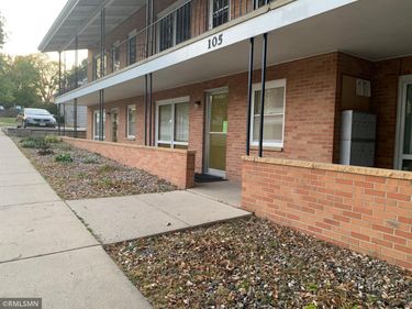 105 2nd Avenue SW, Unit Suite 2, Hutchinson, MN 55350