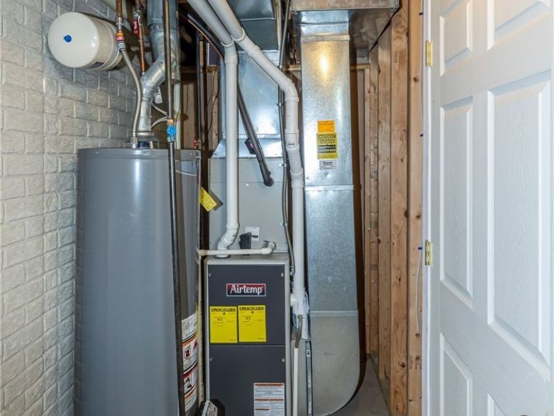 1267 Bell Court, Elyria, OH 44035 Photo 34