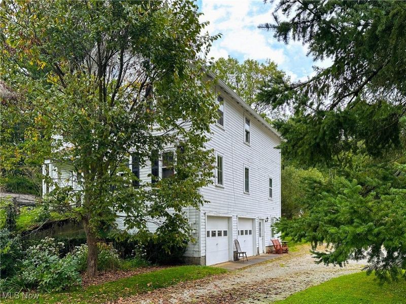 15555 Munn Road, Newbury, OH 44065 Photo 2