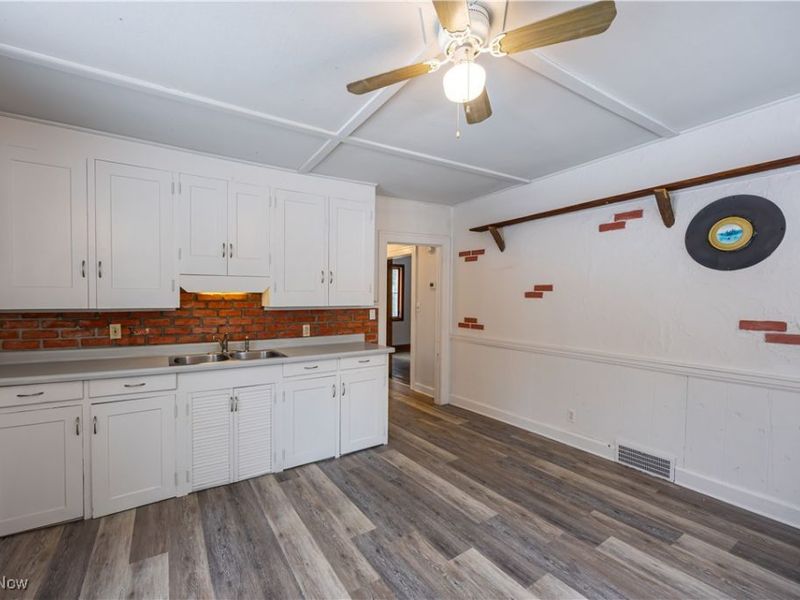 15555 Munn Road, Newbury, OH 44065 Photo 8