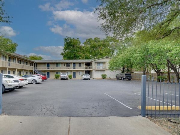 4209 Burnet RD, Unit 106, Austin, TX 78756