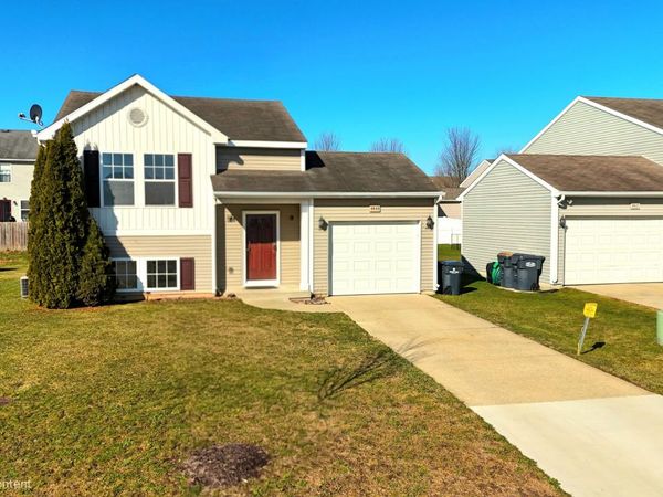 8849 E Sturtevant Avenue, Richland, MI 49083