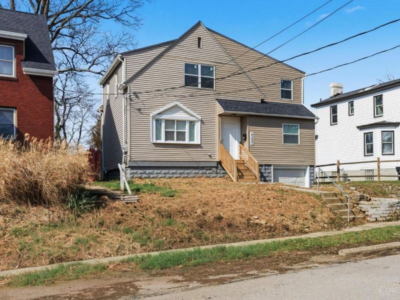 6207 Coleridge Avenue, Cincinnati, OH 45213 Photo 2