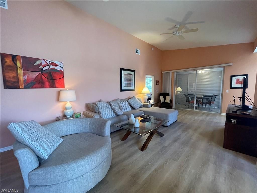 2021 Crestview Way, Unit 113, Naples, FL 34119 Photo