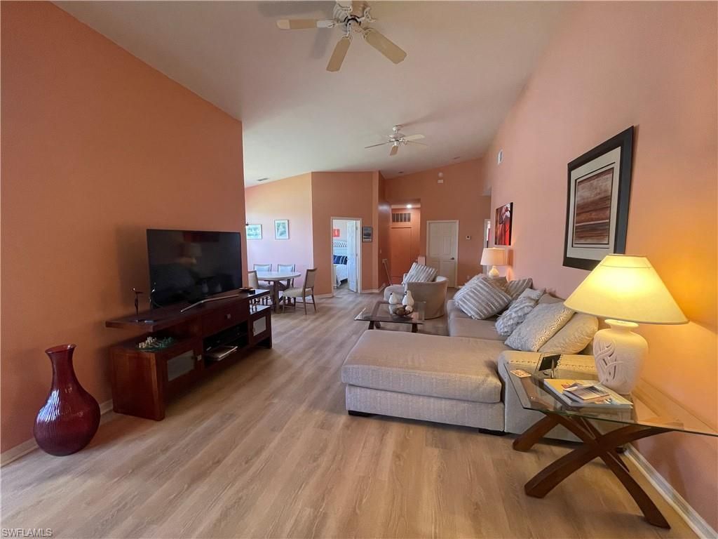2021 Crestview Way, Unit 113, Naples, FL 34119 Photo