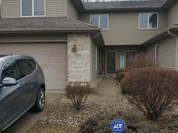 1763 Amber Drive, Hobart, IN 46342