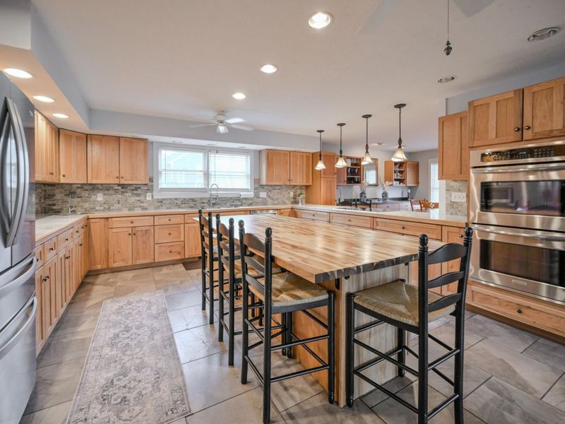 780 W Eva Circle, Springfield, OH 45504 Photo 12