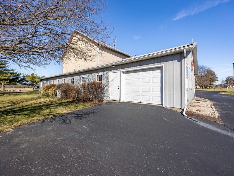 8724 US Highway 68 N , West Liberty, OH 43357 Photo 6