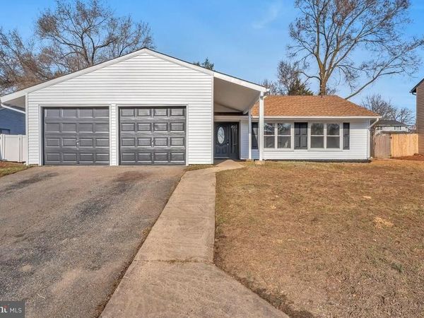 20 PARKHILL LANE , SICKLERVILLE, NJ 08081