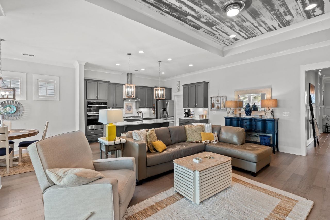 960 Longwood Bluffs Circle Photo 11