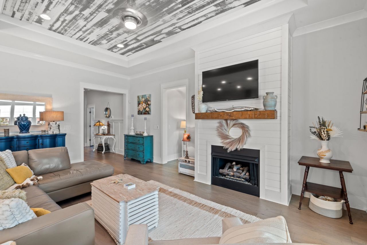 960 Longwood Bluffs Circle Photo 12