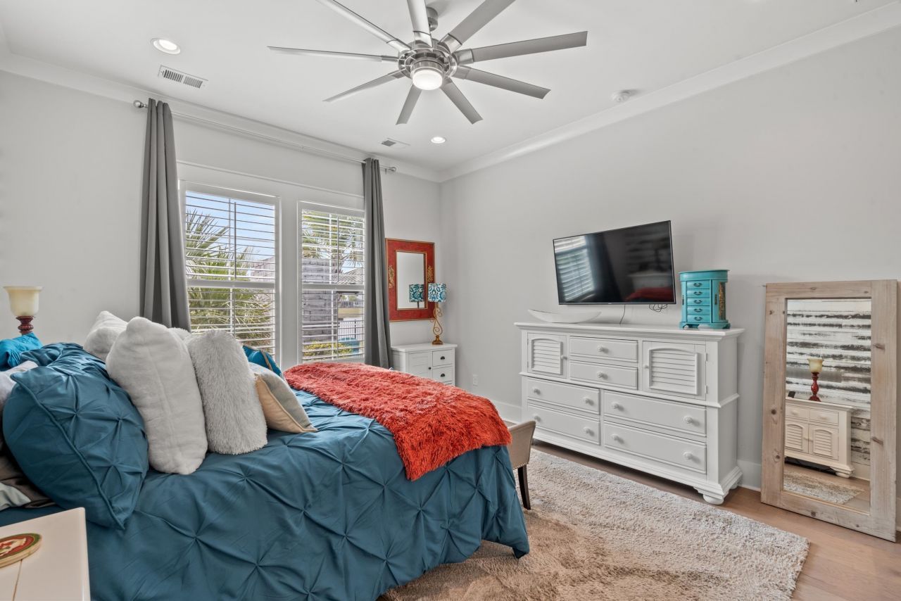 960 Longwood Bluffs Circle Photo 20