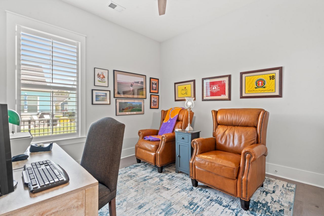 960 Longwood Bluffs Circle Photo 27