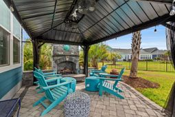 960 Longwood Bluffs Circle photo 4