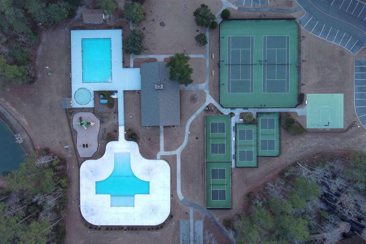 960 Longwood Bluffs Circle Photo 35