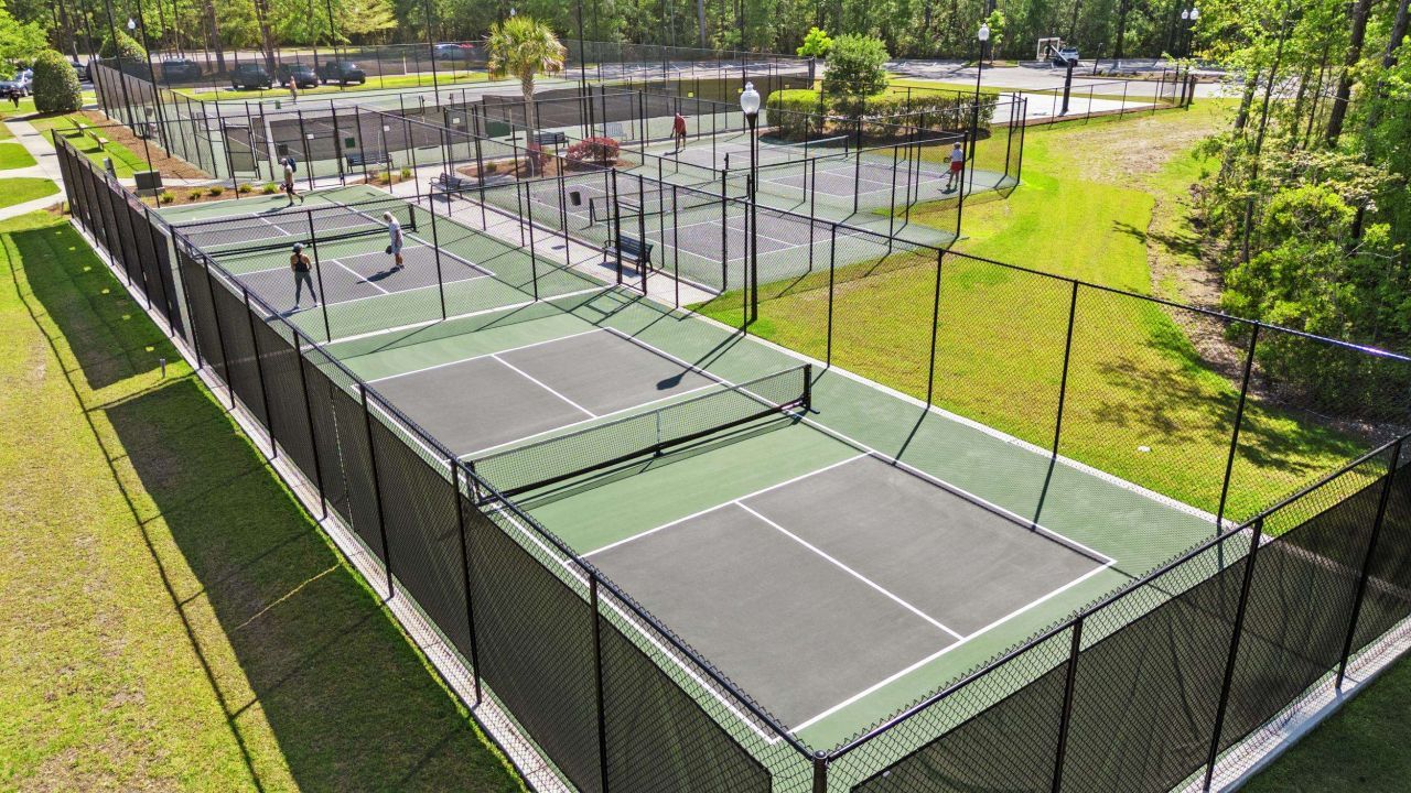 960 Longwood Bluffs Circle Photo 38