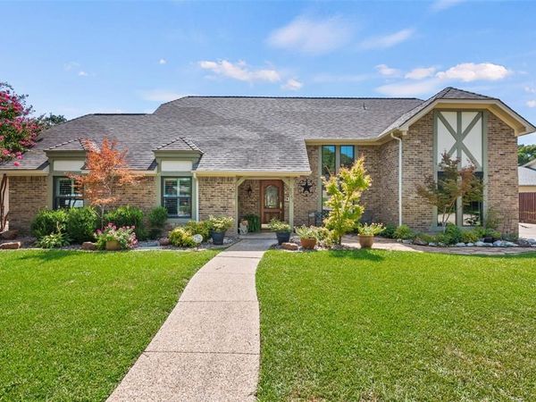 2706 Peach Tree Drive, Carrollton, TX 75006