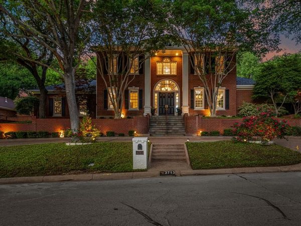 3713 Black Canyon Road, Fort Worth, TX 76109