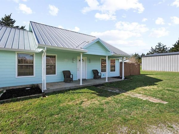 404 Willow Drive, Pottsboro, TX 75076