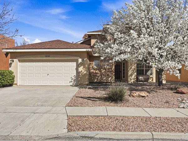 10520 Rosefinch Drive NW, Albuquerque, NM 87114