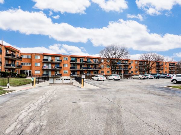 940 Holbrook Road , Unit 33B, Homewood, IL 60430