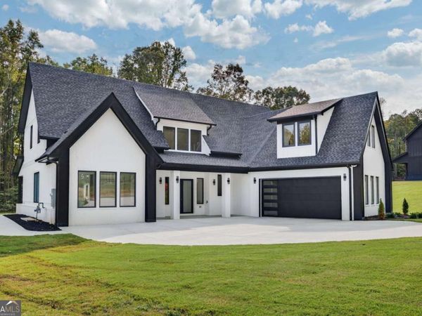 127 Deer Canyon Dr, Auburn, GA 30011