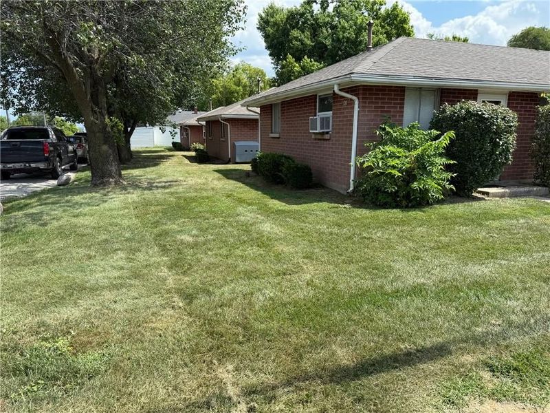 100 E Nottingham Road, Harrison Township, OH 45405 Photo 2