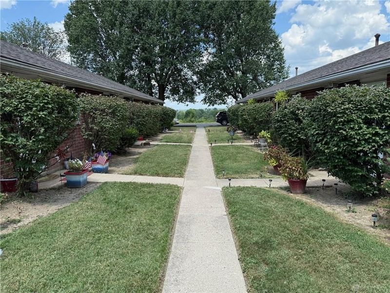 100 E Nottingham Road, Harrison Township, OH 45405 Photo 9