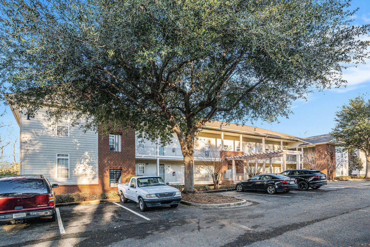 105 Ballard Lane Photo 29