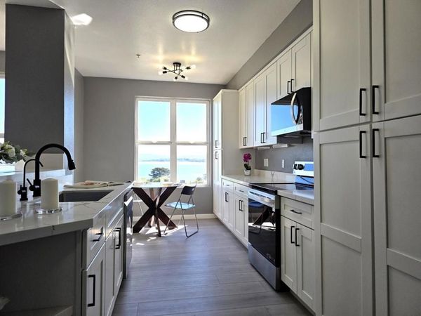 101 Crescent Way, Unit 2112, San Francisco, CA 94134